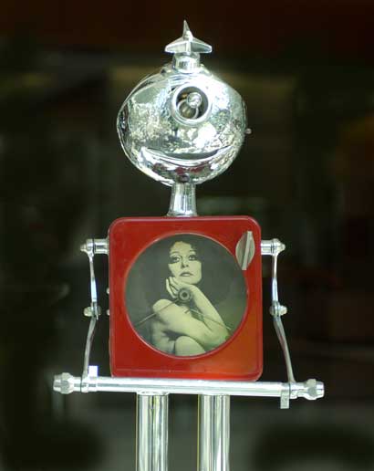 Building lobby art in Oakland